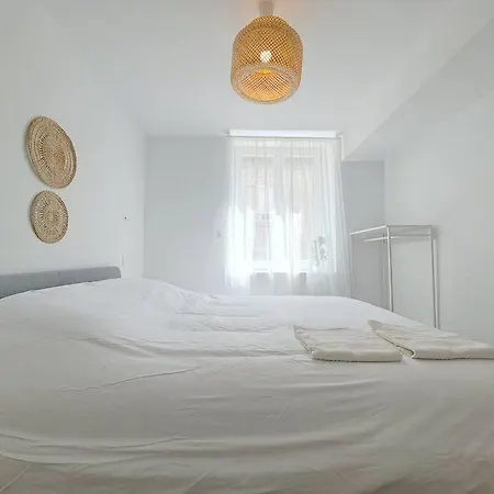 Moscow, Maison Spacieuse Proche Reims Prázdninový dům *