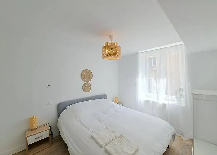 Moscow, Maison Spacieuse Proche Reims 別荘 *